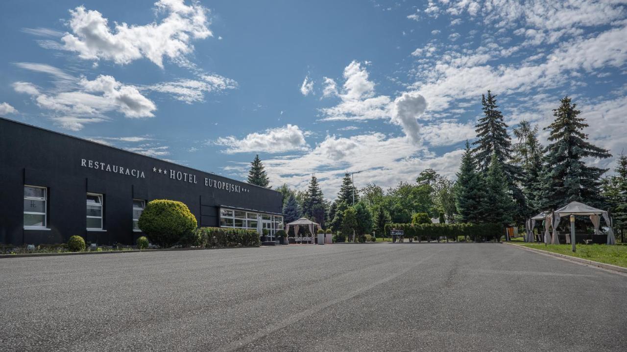 Hotel Europejski นือซา ภายนอก รูปภาพ
