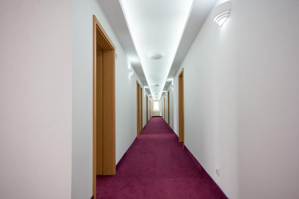 Hotel Europejski นือซา ภายนอก รูปภาพ